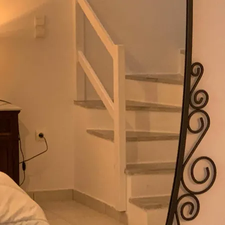 Irene's House Semesterbostad *