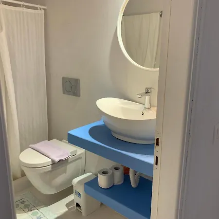 Irene's House Semesterbostad *